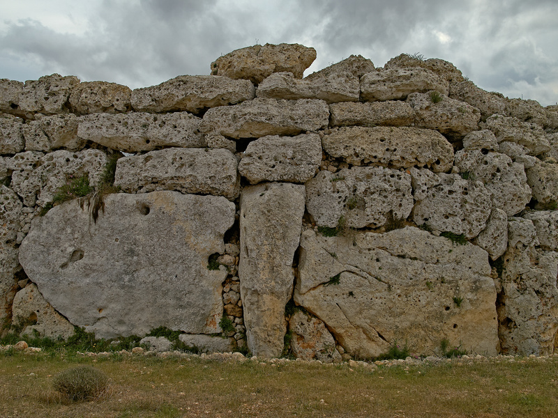 Megalithic Temple,
        Ġgantija